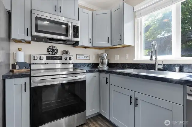 Kitchen fully remodeled in 2022
