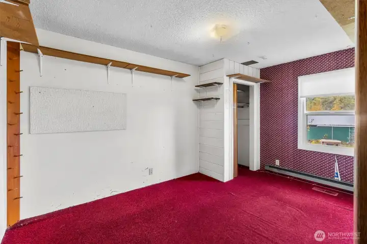 Bedroom 2/Office