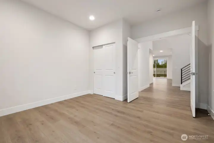 Main floor 4th bed/office