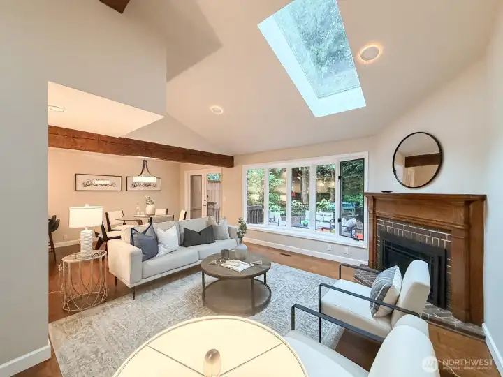 Skylights, Bay Window bring in lots of light