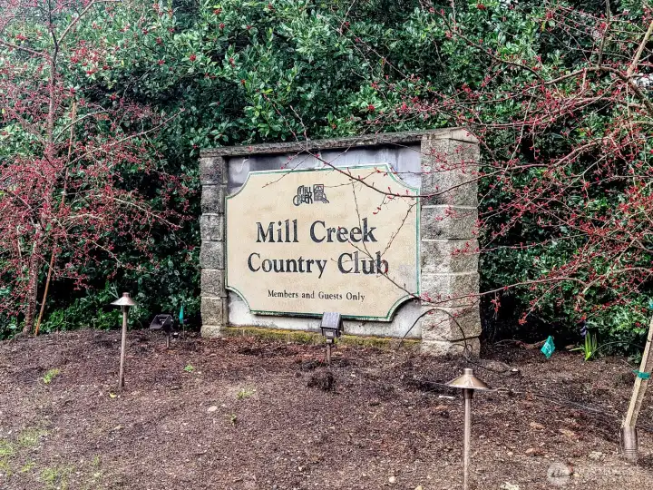 Steps away from Mill Creek Golf Course