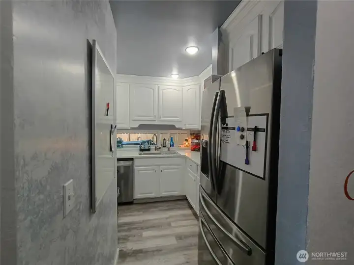 Entry to kitchen