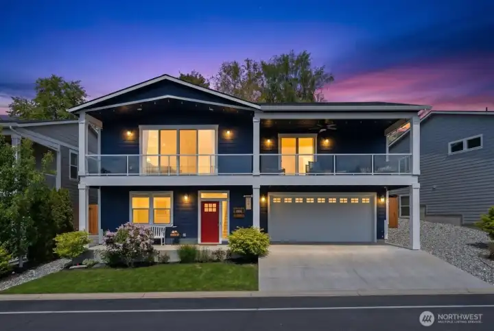 Welcome Home - views from upper level must be seen in person to really appreciate!