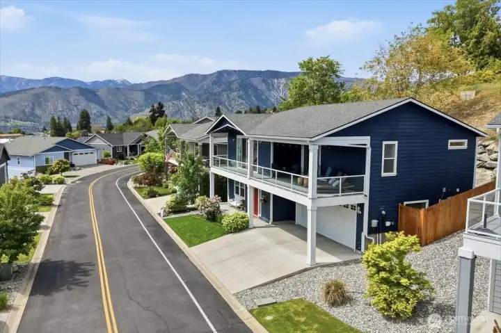 Beautifully positioned within the surrounding hills of Manson, with mountain scenery creating a beautiful backdrop to everyday living.