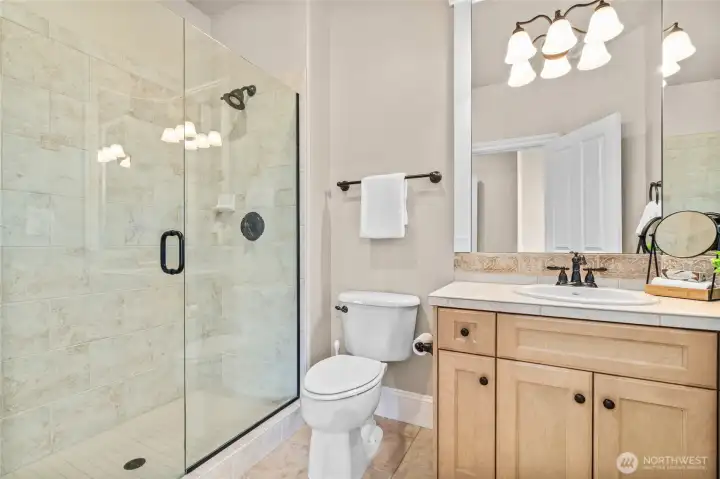 Private ensuite bathroom upstairs for bedroom #4