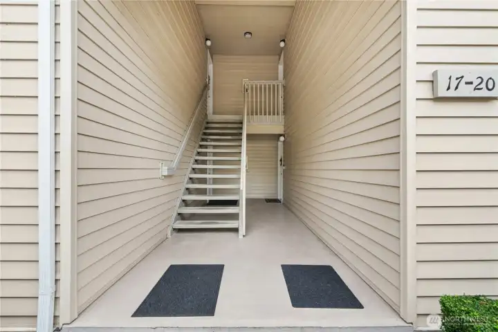 Top floor end unit