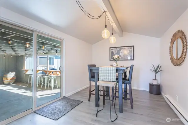 Dining room looking towards outsidepatio.