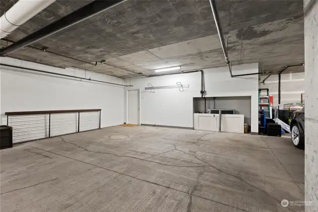 2 reserved garage parking spaces with direct access to the unit