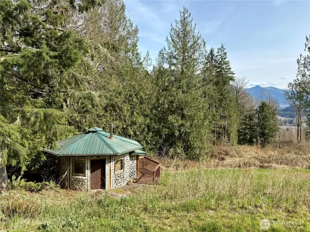 Cord Wood roundhouse on upper section