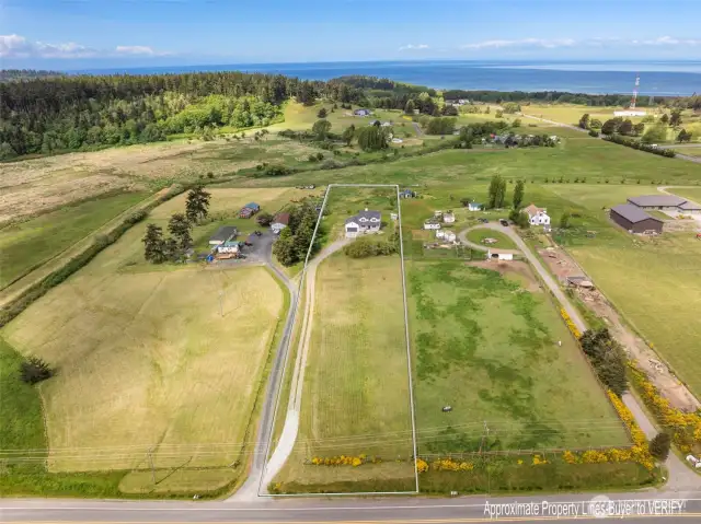 Approximate property lines, buyer to verify