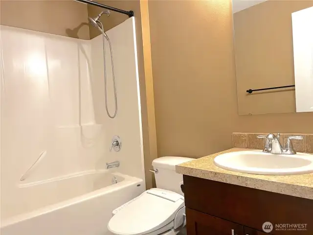2nd bathroom