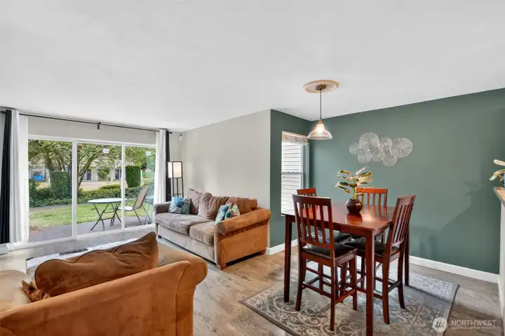 Welcome to Forest Lane Condominiums!