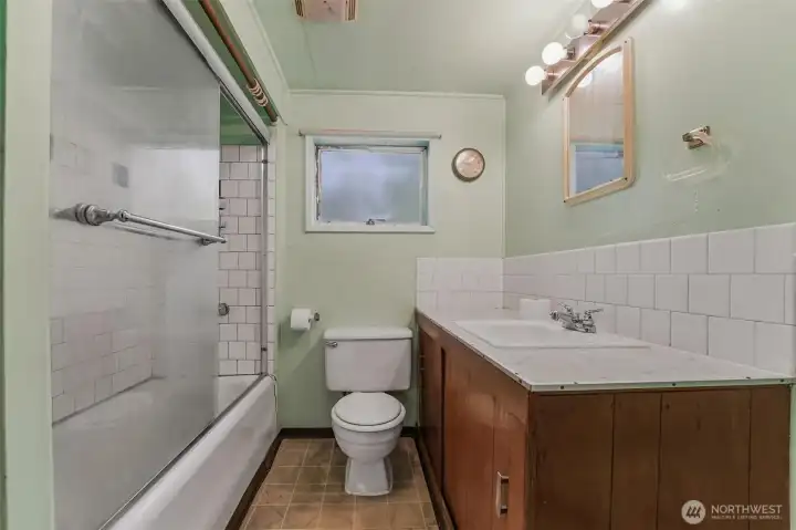 The bathroom is ready for your updates.