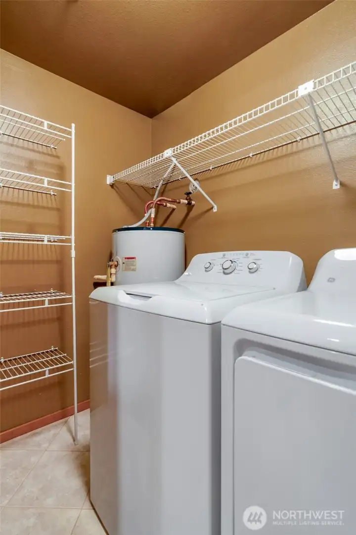 Utility w/storage - In unit W/D