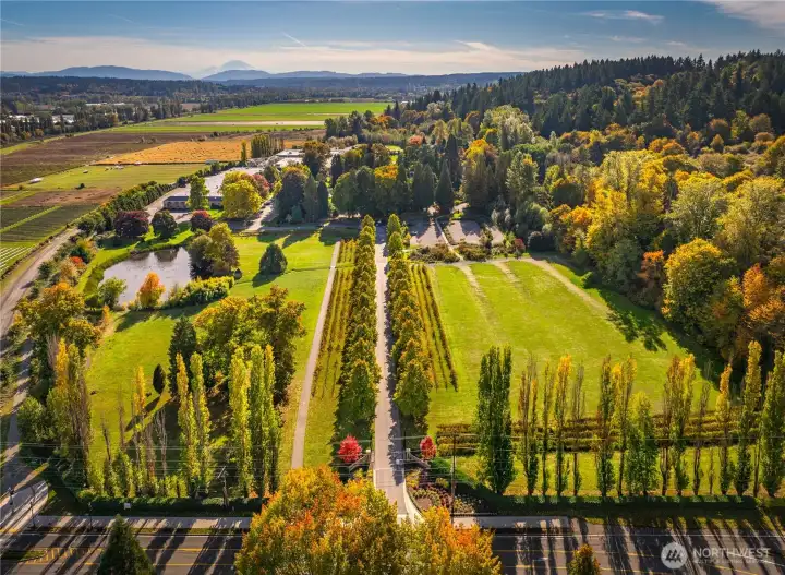 Just 2.7 Miles to Chateau St. Michelle - Hello Summer Concert Series