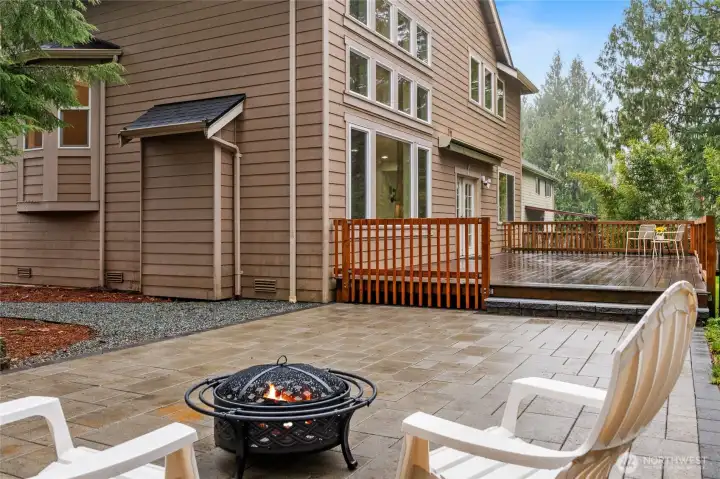 Efficient heat pump, new roof, & great location just 15 minutes from downtown Woodinville.
