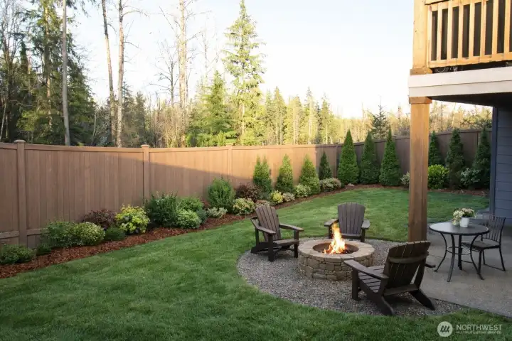 Virtually staged backyard