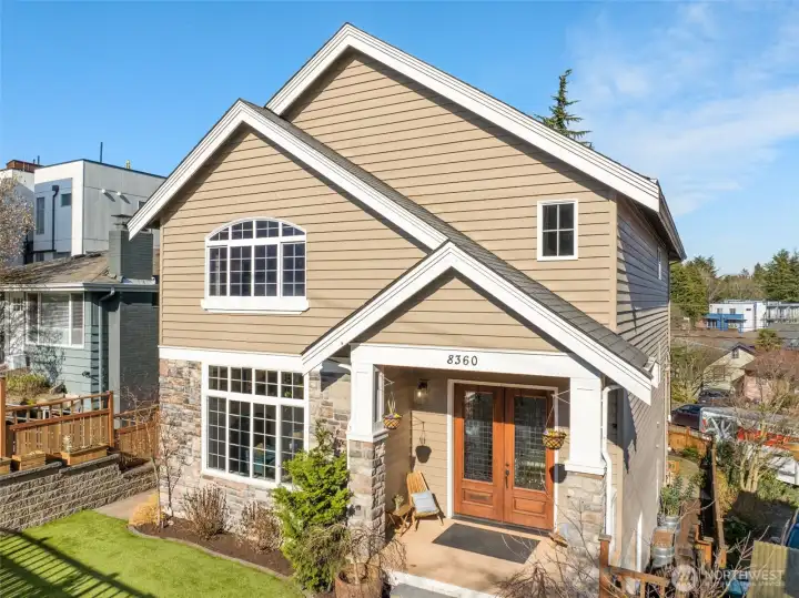 This 3,870 SF home sits nestled in the fabulous Sunset Hill neighborhood!