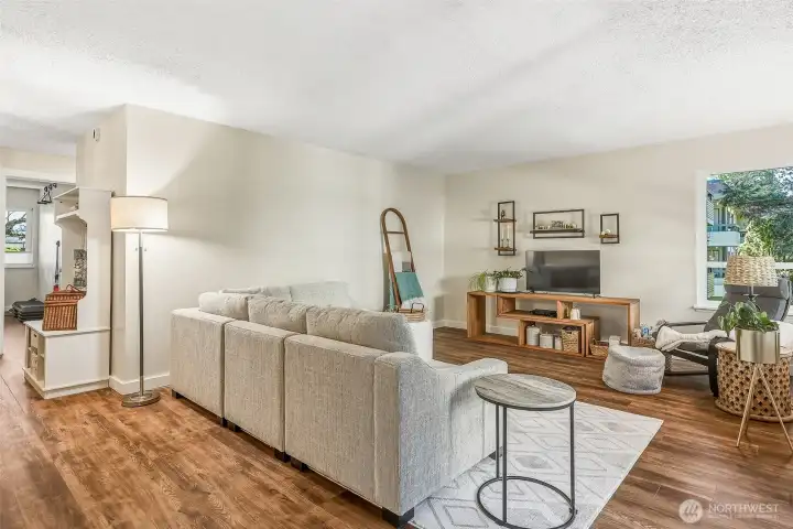 Living room. Guest bedroom is on the left.