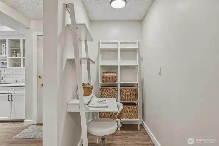Bonus room between the guest bedroom and entry currently used as an office area. Could also be used as a pantry, extra storage, pet zone, etc.