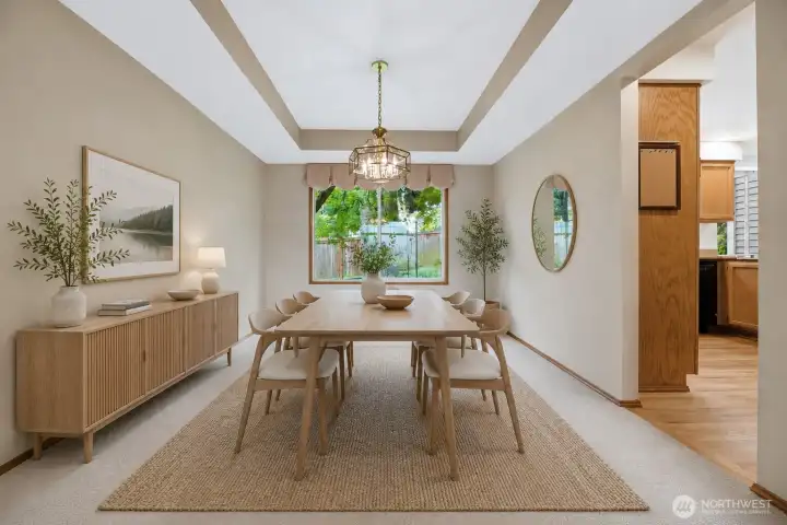 Formal Dining Room (Virtually Staged)