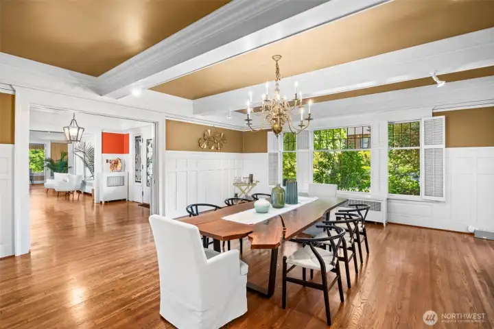 Every meal feels like a special occasion, framed by verdant views and beautiful natural light.