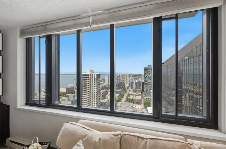 Picturesque, framed views to the Sound & Olympic Mountains!
