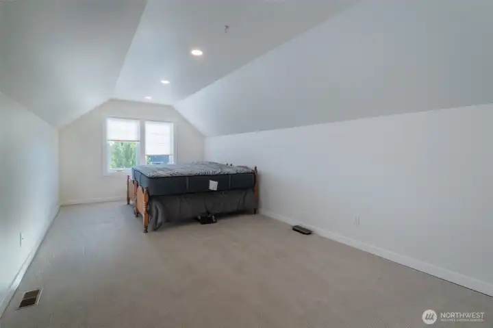 Bonus room view 1