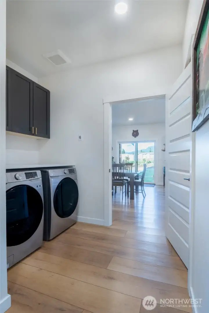 laundry/utility room