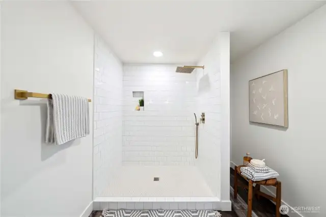 Custom walin bathroom