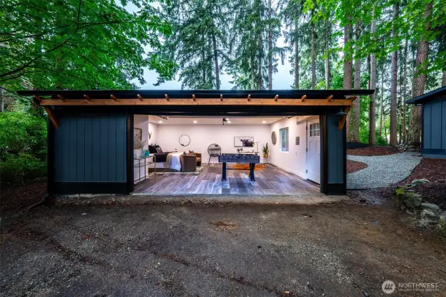 Garage or Cross Functional Flex Space