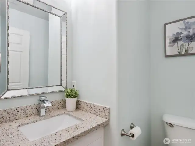 Simple and fresh bathroom space