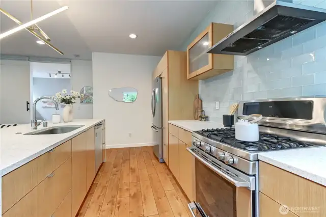 Gas Range with a stunning Wall Mount Hood.