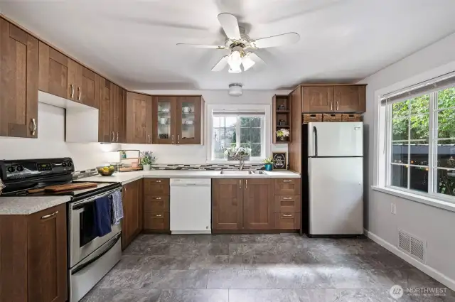 KITCHEN
