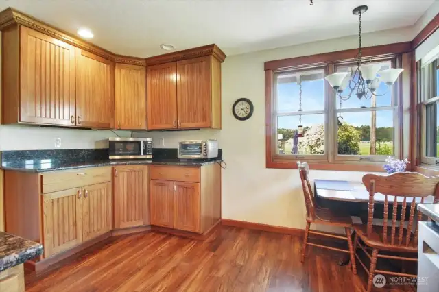 The eating nook that looks out for a beautiful territorial view
