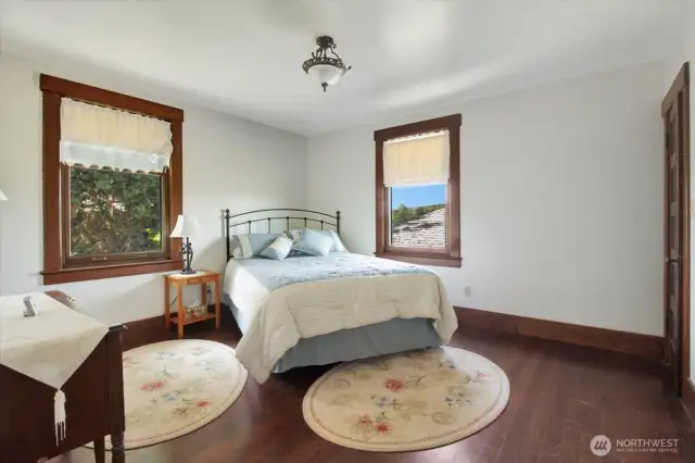 3rd bedroom on the 2nd floor