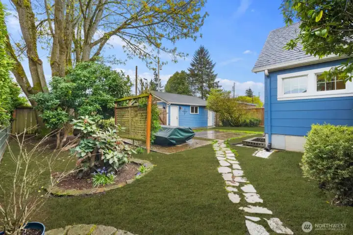 Shown with grass replacement.