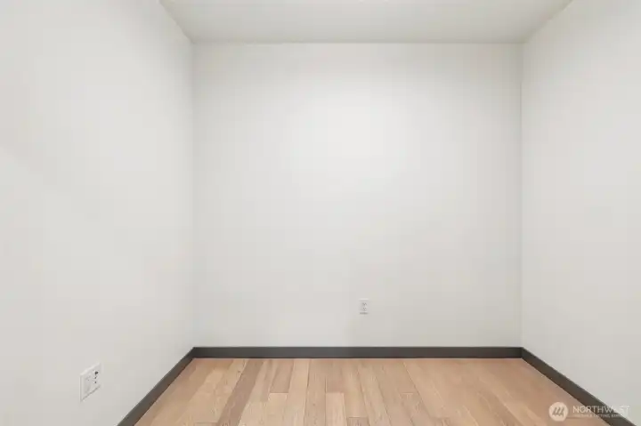 Flexible bonus room, perfect as a sophisticated home office or a comfortable guest retreat