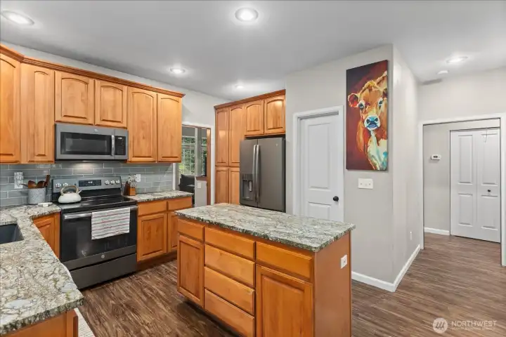 Thoughtful layout includes easy access to additional storage and workspace, supporting both organization and flow.