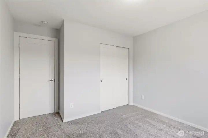 2nd bedroom