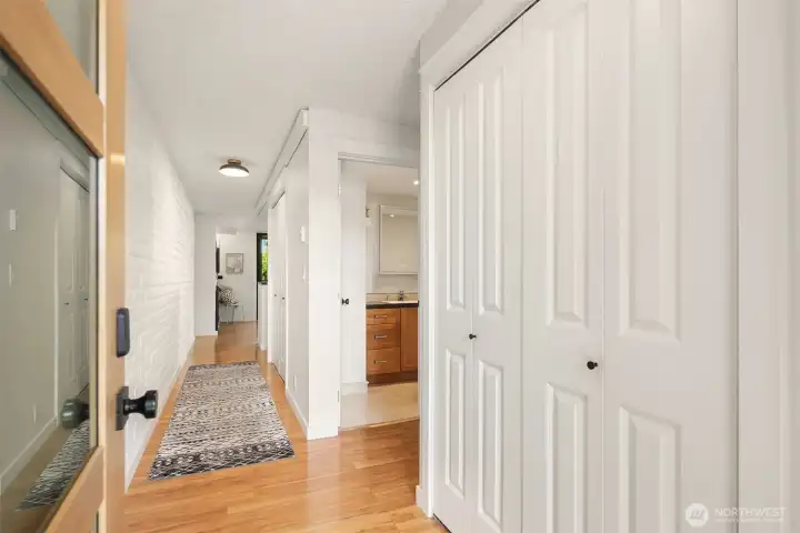 Step into interiors that feel fresh, bright & modern.