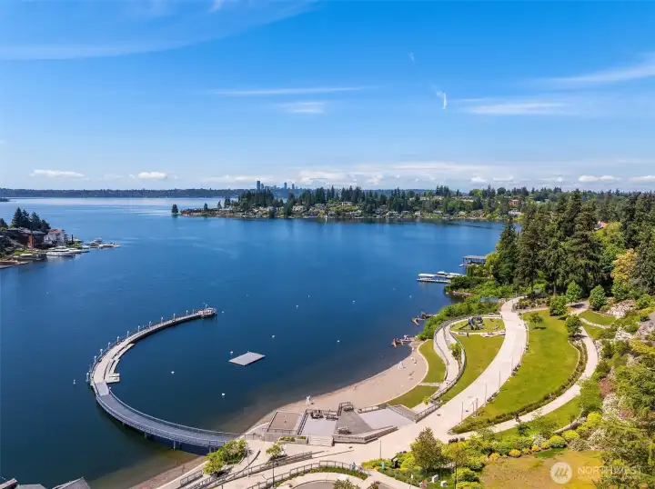 Just a short stroll from Meydenbauer Beach!