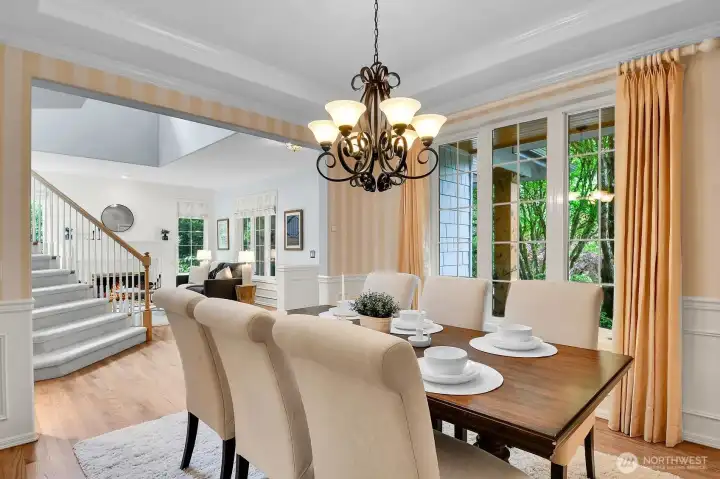 Another view of the dining room