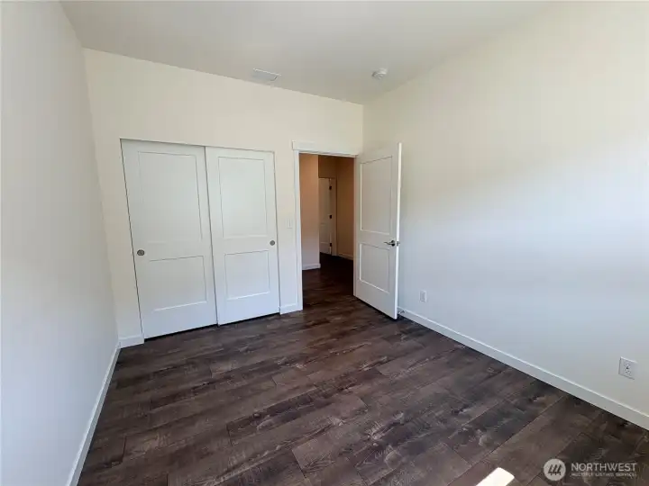 Guest Bedroom #1 - Closet