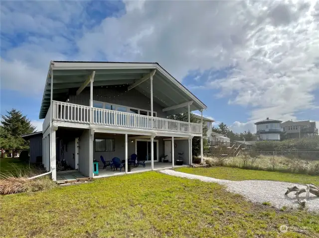 This home features so many great outdoor spaces!