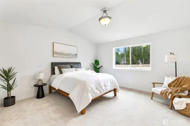 Photographs are for illustrative purposes only. Features, finishes, interior/exterior colors, landscaping and floorplan shown may vary from actual homes built.