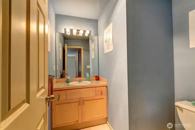 Main Floor 1/2 Bath