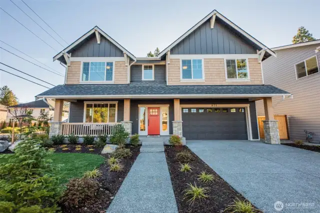 Popular Teneriffe floorplan. Pictures depict a previously built home similar to the home going to be built on this lot. Floor plans, Elevations, colors, upgrades & materials may be different.