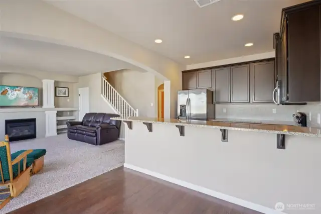 Kitchen bar