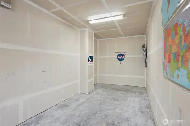 4th car bay